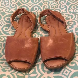 Born brown sandals